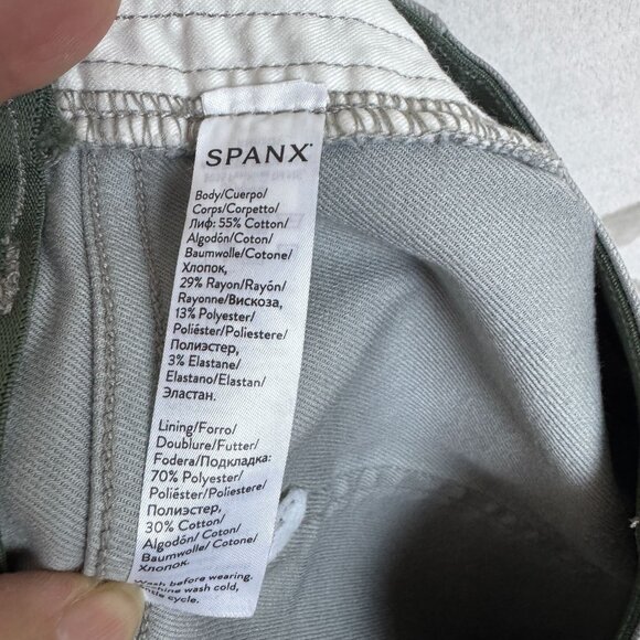 SPANX Stone Wash Camo Pull On Tummy Shaping Stretch Twill Shorts Size Medium - Picture 6 of 6